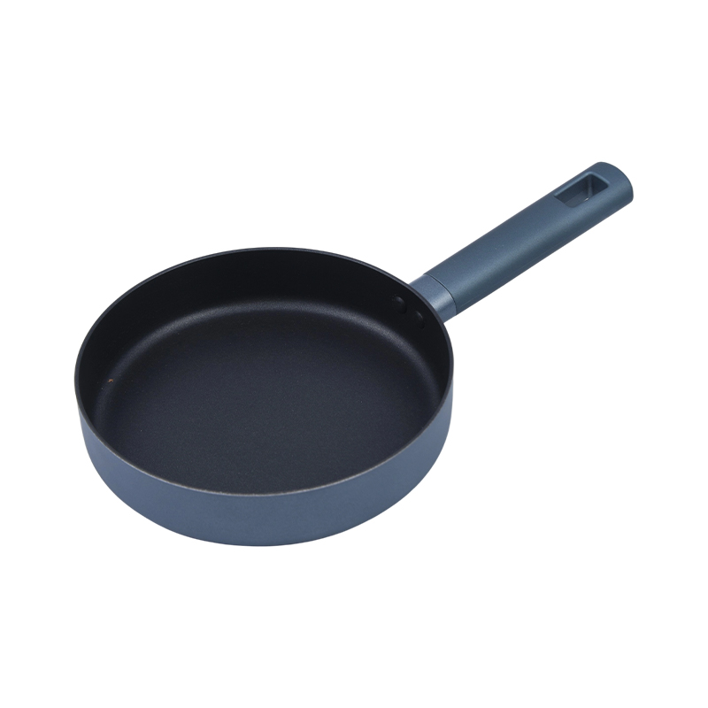 Ravni set posuđa od prešanog aluminija